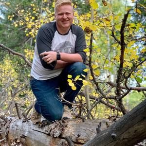 Meet your Posher, Eric